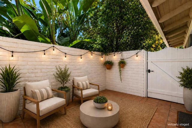 2057 Via Mariposa E B, Laguna Woods, CA 92637