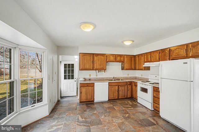 10807 MILLRIDGE LN, Spotsylvania, VA 22553