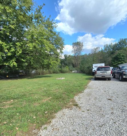 411 S Merritt Road SW, Pataskala, OH 43062