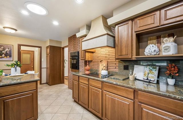 1860 Willow Lane, Lakewood, CO 80215