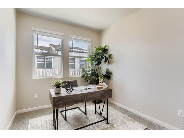 2817 Bear Springs Cir, Longmont, CO 80503