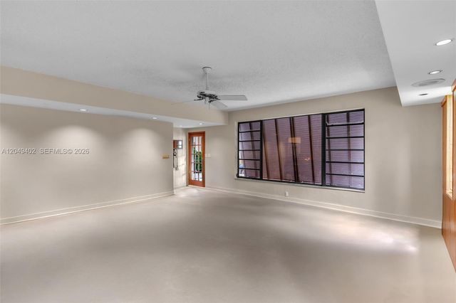 19120 SW 270th St, Homestead, FL 33031