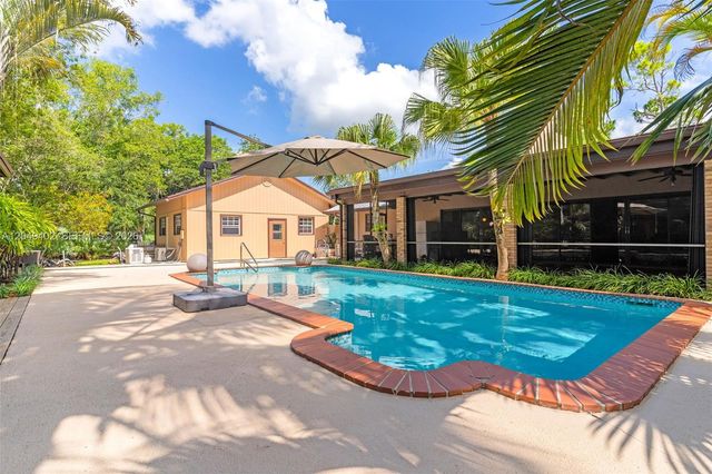 19120 SW 270th St, Homestead, FL 33031