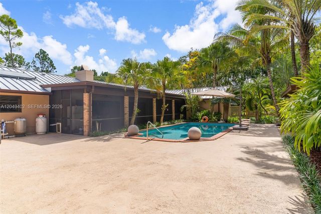 19120 SW 270th St, Homestead, FL 33031
