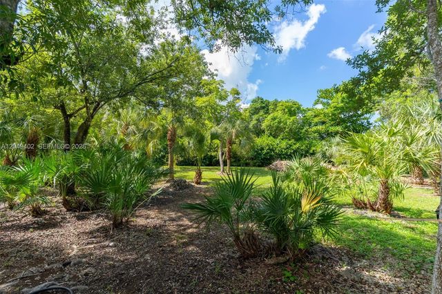 19120 SW 270th St, Homestead, FL 33031