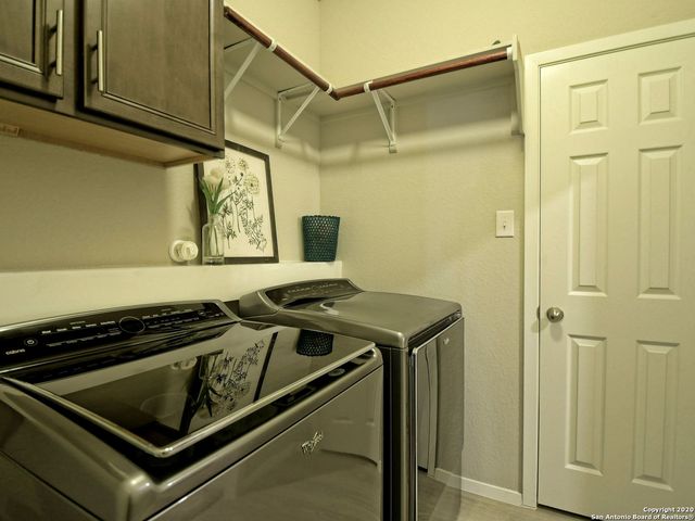 144 FABARM LN, San Antonio, TX 78130