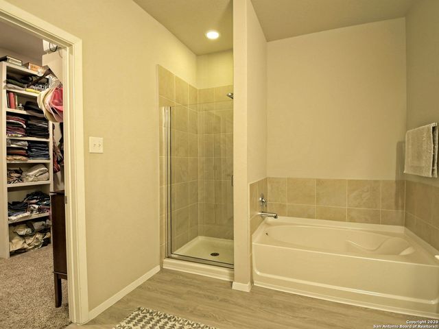 144 FABARM LN, San Antonio, TX 78130