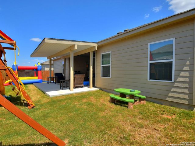 144 FABARM LN, San Antonio, TX 78130