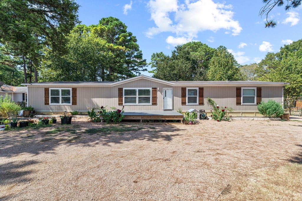124 Twin Lakes LN A, Bastrop, TX 78602
