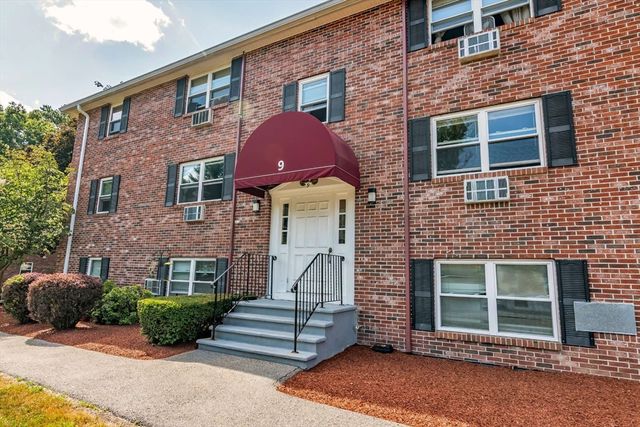9 Cross St 7, Chelmsford, MA 01863
