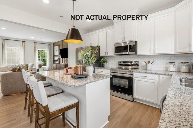 5622 Village Channel Drive, Canal Winchester, OH 43110
