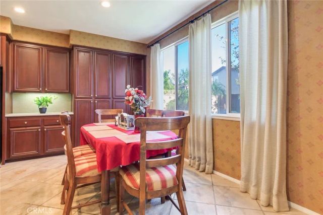 2967 Mangular, Corona, CA 92882