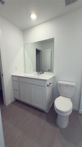 20050 White Dove Tr, Crosby, TX 77532