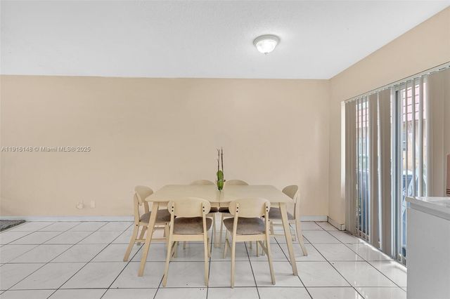 2580 NW 52nd Ave C16, Lauderhill, FL 33313