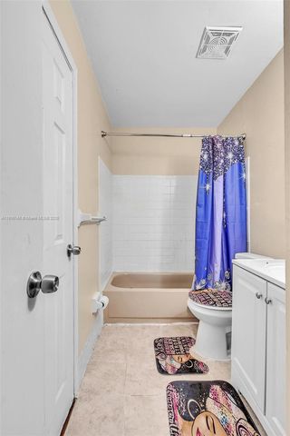 2580 NW 52nd Ave C16, Lauderhill, FL 33313