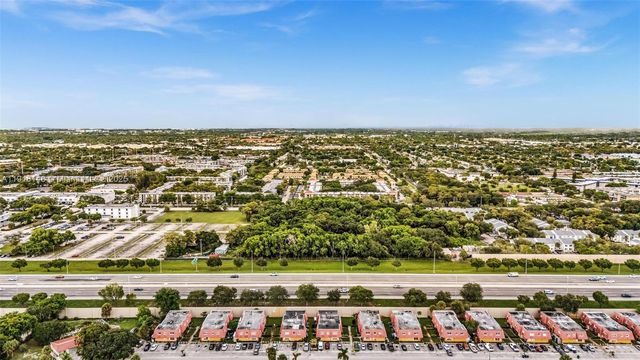 2580 NW 52nd Ave C16, Lauderhill, FL 33313