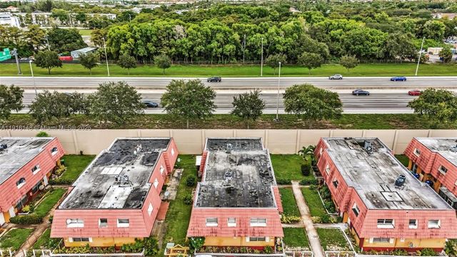2580 NW 52nd Ave C16, Lauderhill, FL 33313