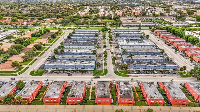 2580 NW 52nd Ave C16, Lauderhill, FL 33313