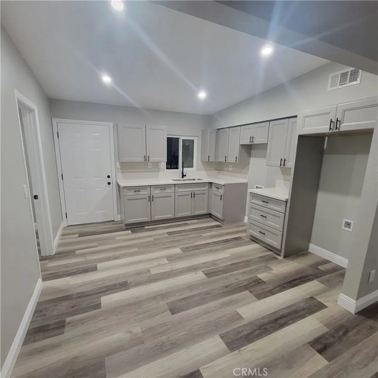 2219 Kern St 1, San Bernardino, CA 92407