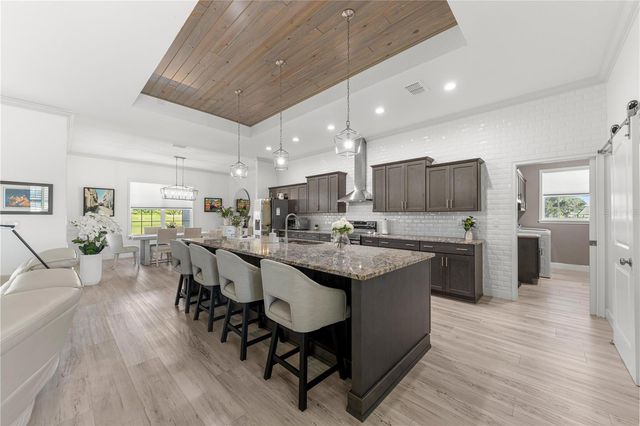 2065 NW 79TH LOOP, Ocala, FL 34475