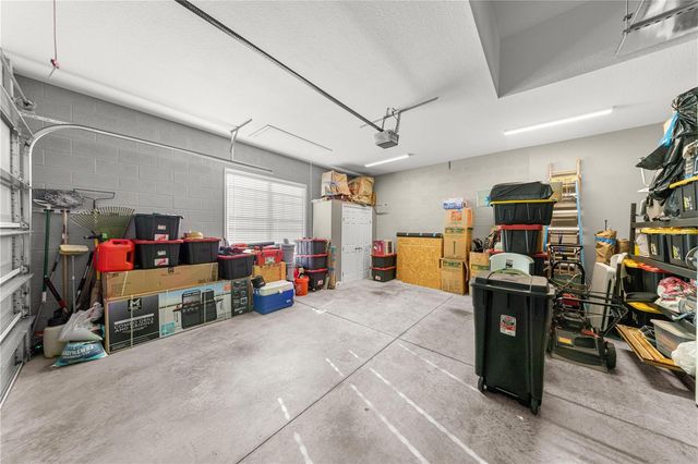 2065 NW 79TH LOOP, Ocala, FL 34475