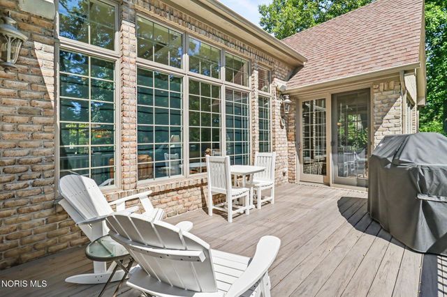 3401 Swan Ridge Lane, Maumee, OH 43537