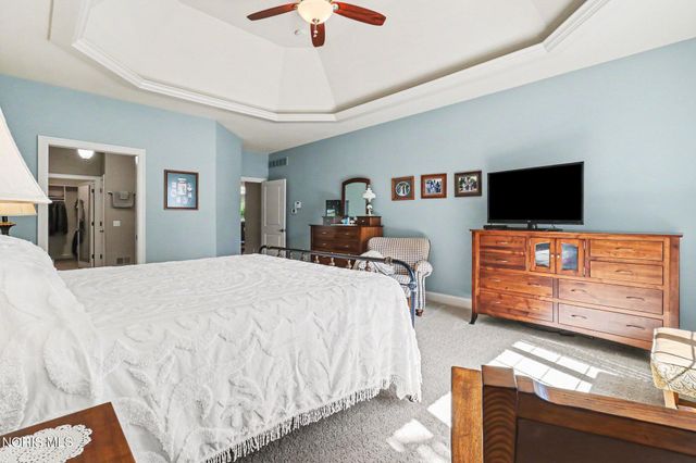 3401 Swan Ridge Lane, Maumee, OH 43537