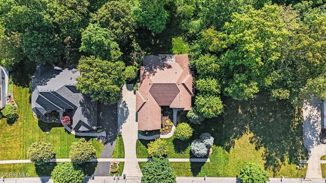 3401 Swan Ridge Lane, Maumee, OH 43537
