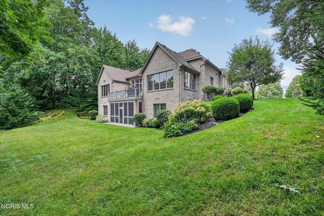 3401 Swan Ridge Lane, Maumee, OH 43537