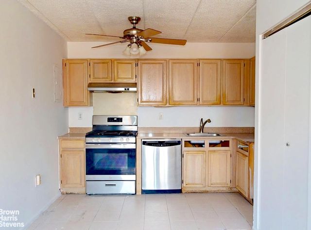 298 W 137th St Apt D, New York City, NY 10030