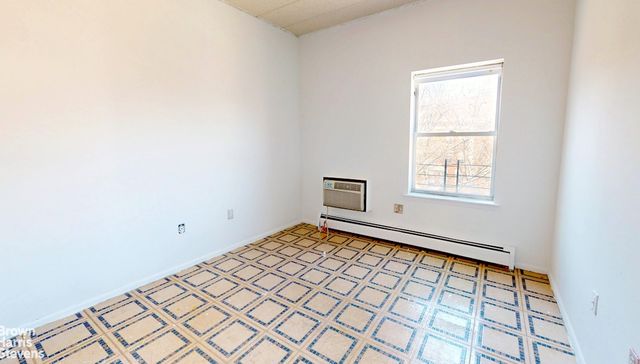 298 W 137th St Apt D, New York City, NY 10030