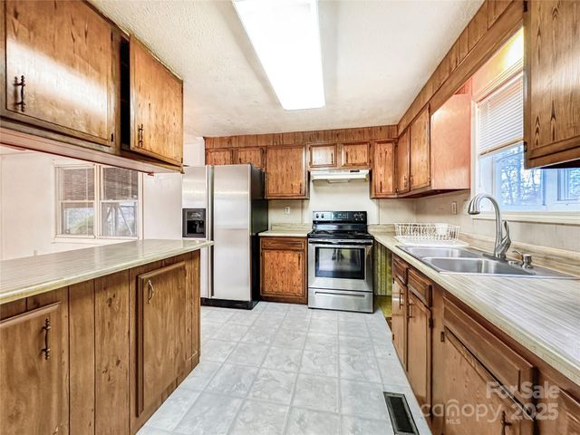 435 Moose Club Road, Statesville, NC 28677