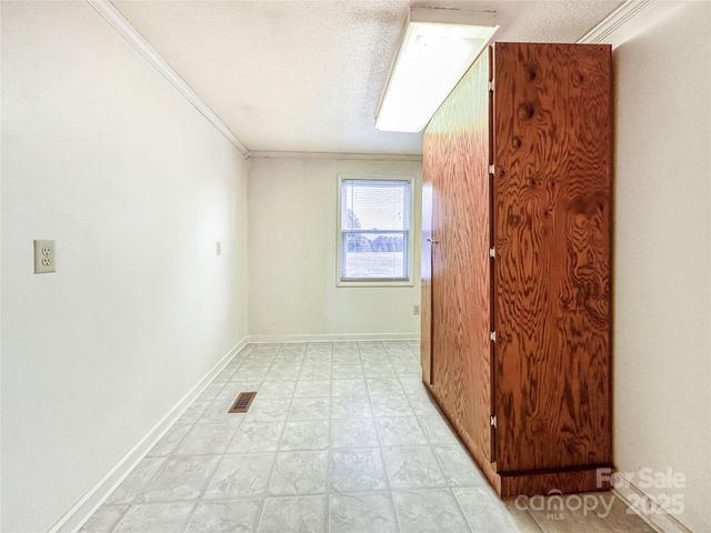 435 Moose Club Road, Statesville, NC 28677