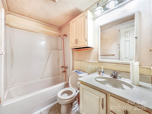 435 Moose Club Road, Statesville, NC 28677