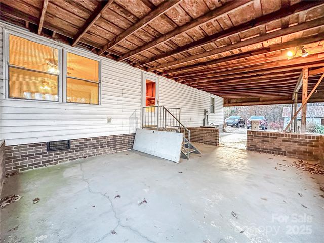 435 Moose Club Road, Statesville, NC 28677