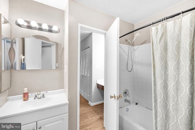 8773 VILLAGE GREEN CT, Alexandria, VA 22309