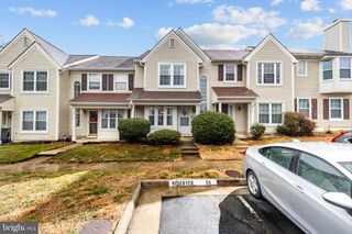 8773 VILLAGE GREEN CT, Alexandria, VA 22309