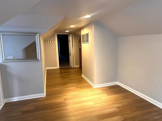 4006 Taylor Avenue, Cincinnati, OH 45209