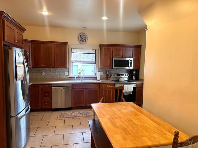 4006 Taylor Avenue, Cincinnati, OH 45209