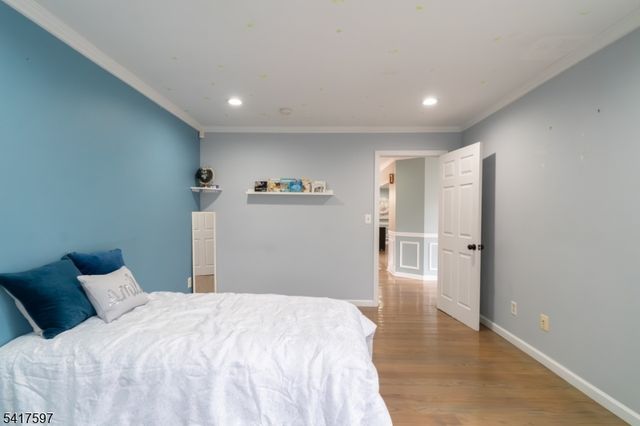 8 Dahlia Rd, Franklin Twp., NJ 08873