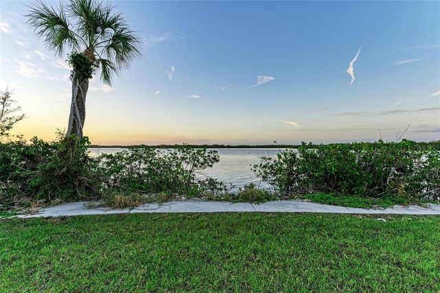 6100 RIVERSIDE DRIVE, Punta Gorda, FL 33982