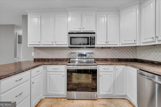 222 Blue Ridge Lane, Warner Robins, GA 31088