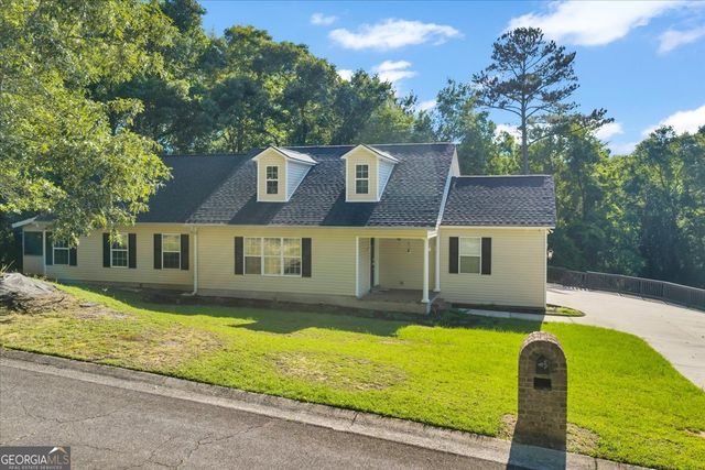 222 Blue Ridge Lane, Warner Robins, GA 31088