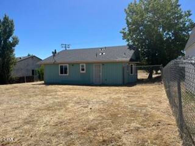 21641 Foothill Drive, Tehachapi, CA 93561
