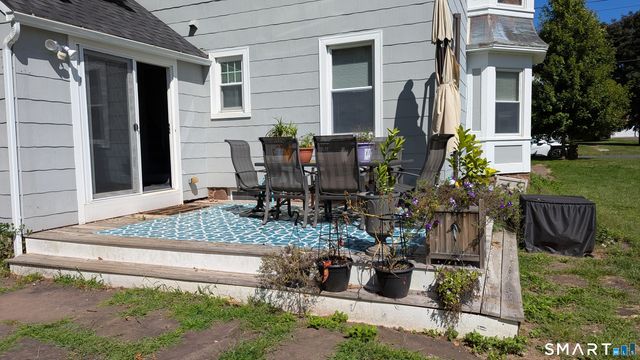 21 Fairview Street, Portland, CT 06480