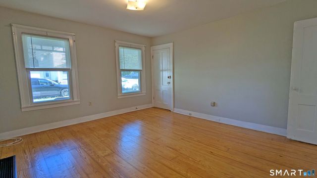 21 Fairview Street, Portland, CT 06480