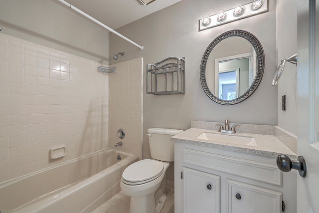 478 Mount Royall Drive, Mount Pleasant, SC 29464