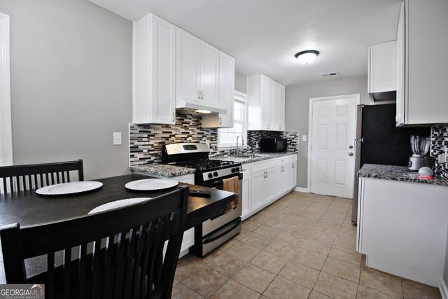 372 Second Street, Forest Park, GA 30297