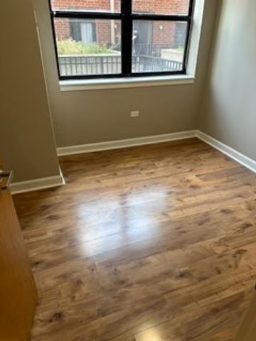 1529 S State Street 4B, Chicago, IL 60605