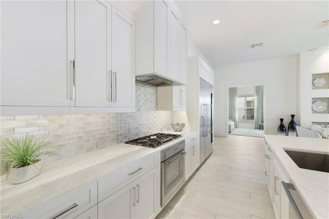 18488 Miromar Lakes BLVD W, Miromar Lakes, FL 33913